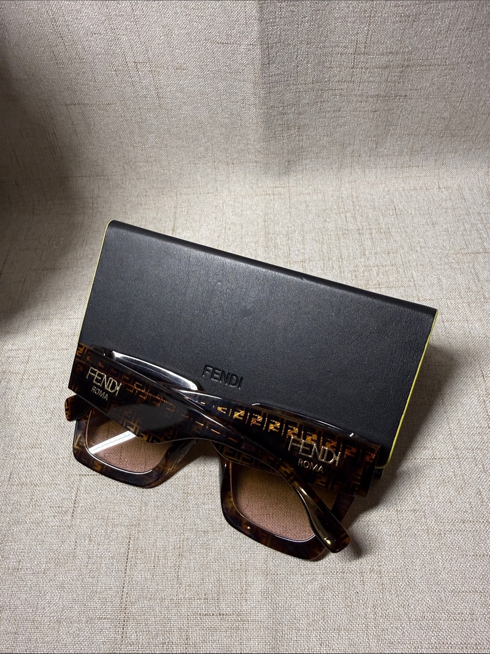 Fendi Tortoiseshell FF Pattern Oversized Square Sunglasses - Picture 7 of 8